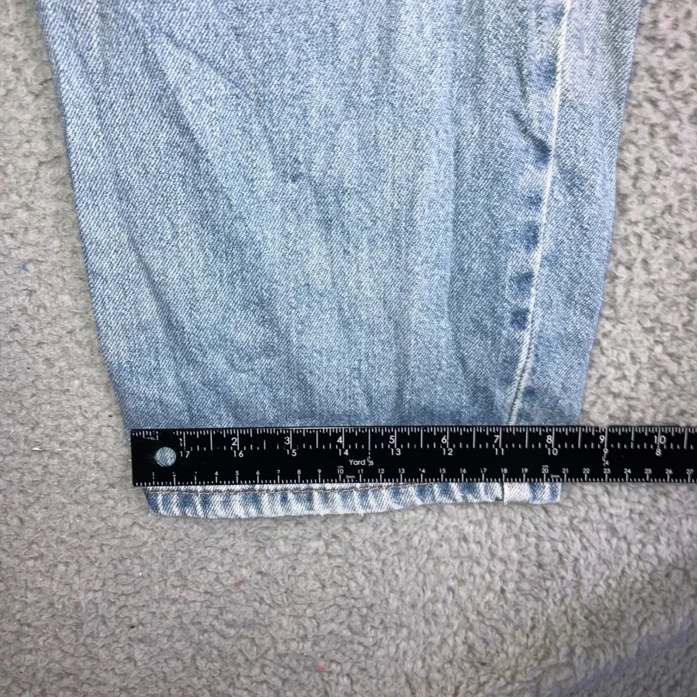 Vtg Levi's 550 Relaxed Fit Jeans Men 38x32‎ Light Wash Fit 36x31